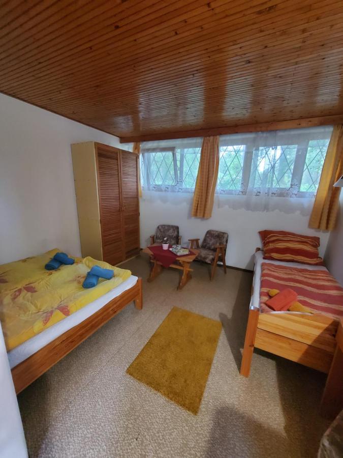 Liget Ueduelo Siofok Bed & Breakfast Ngoại thất bức ảnh