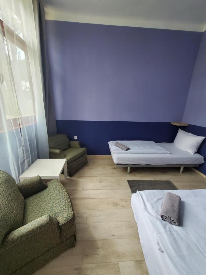 Liget Ueduelo Siofok Bed & Breakfast Ngoại thất bức ảnh