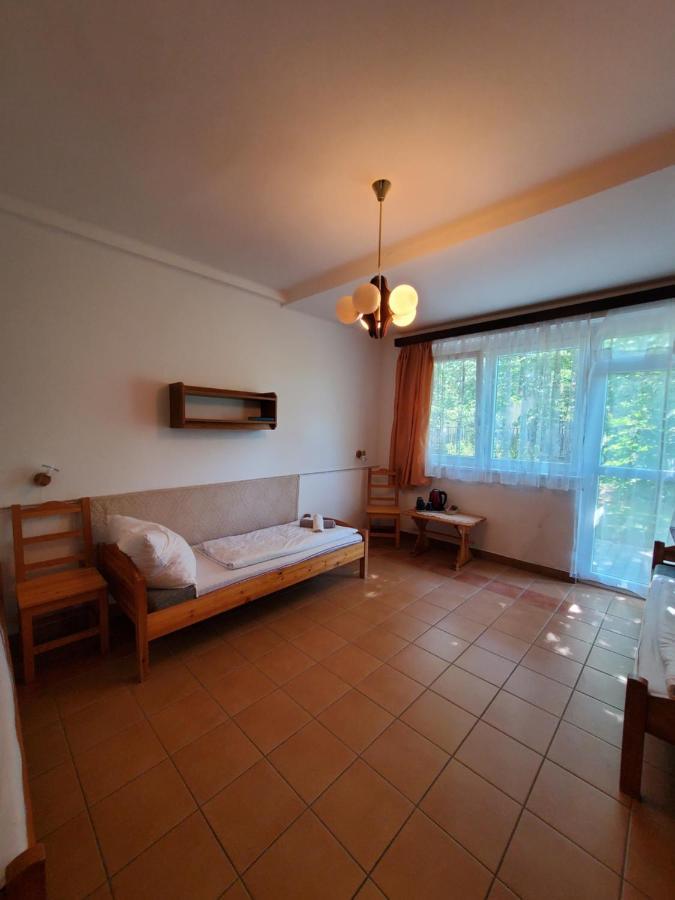 Liget Ueduelo Siofok Bed & Breakfast Ngoại thất bức ảnh
